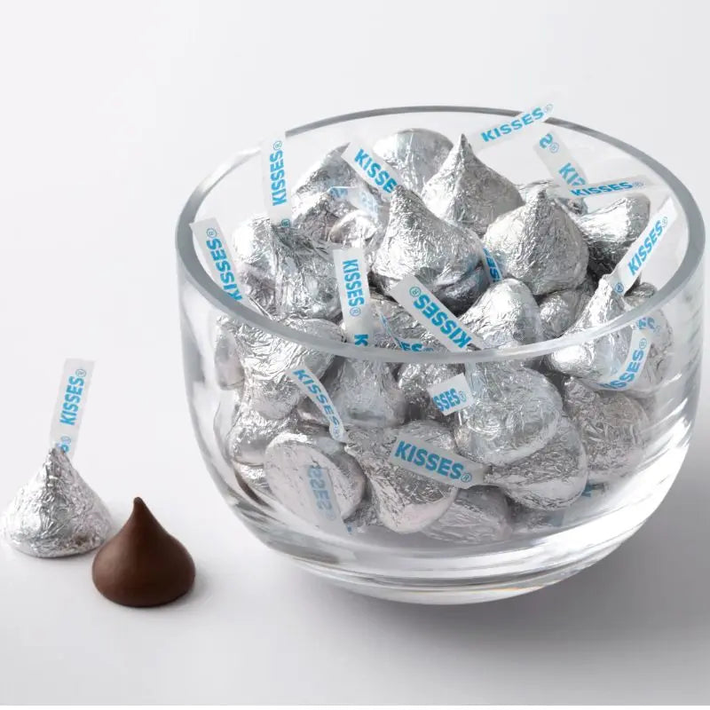 Hershey's Kisses Milk Chocolate 137g - Američki slatkiši - OhMyCandyBox Hrvatska